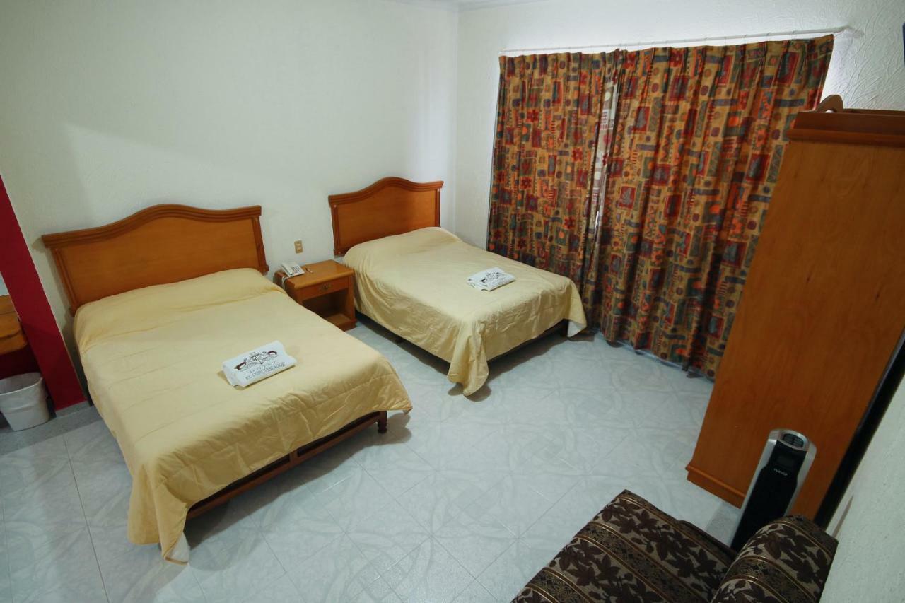 Hotel El Conquistador Monarca. Zitácuaro Kültér fotó