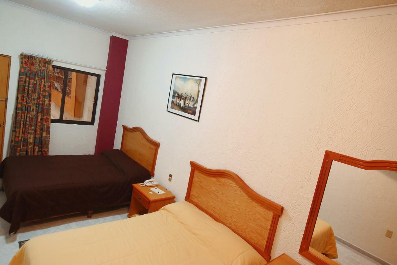 Hotel El Conquistador Monarca. Zitácuaro Kültér fotó