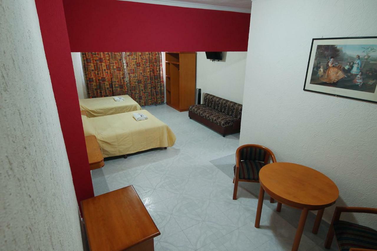 Hotel El Conquistador Monarca. Zitácuaro Kültér fotó