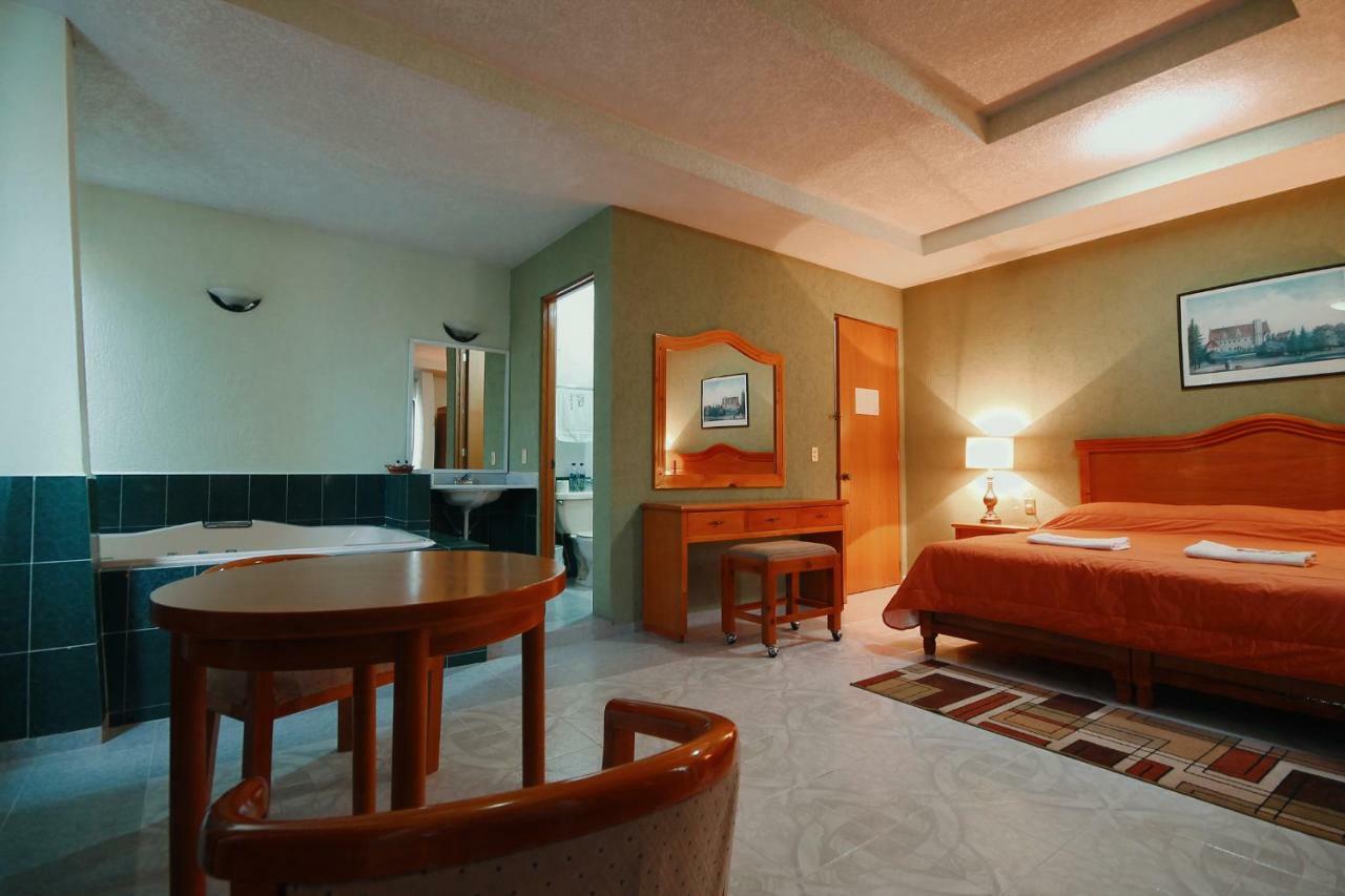 Hotel El Conquistador Monarca. Zitácuaro Kültér fotó