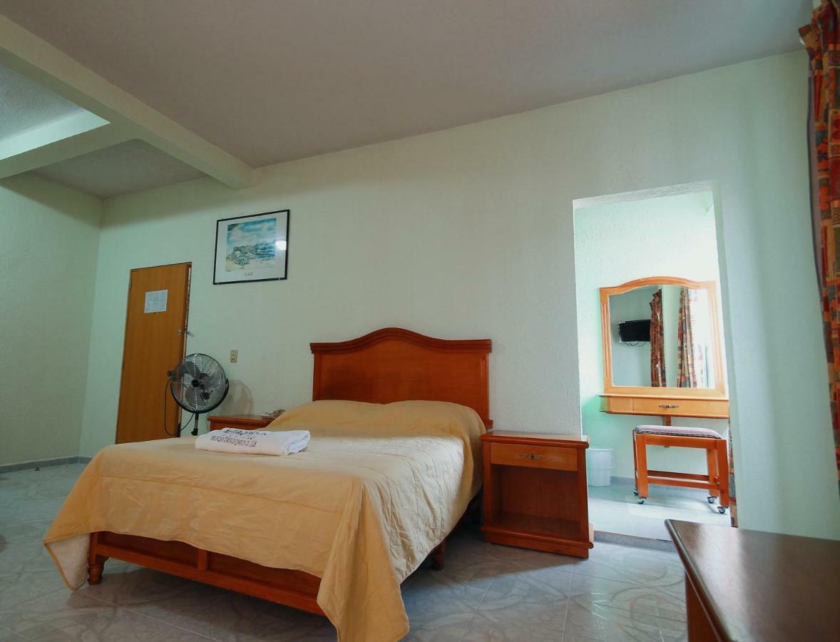 Hotel El Conquistador Monarca. Zitácuaro Kültér fotó